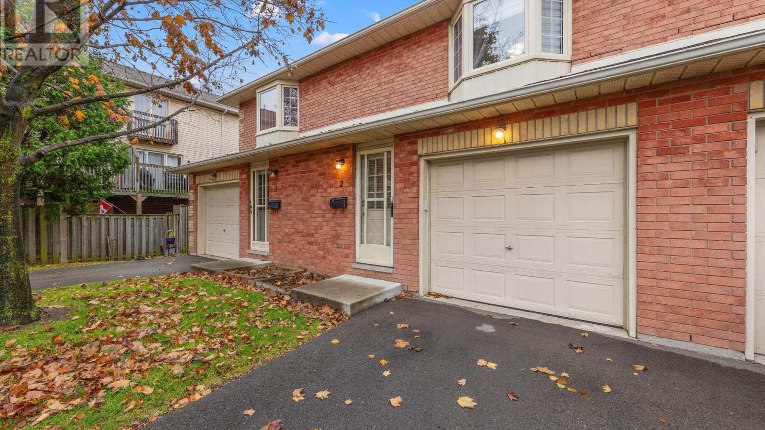 2 - 280 LIMERIDGE ROAD E Image