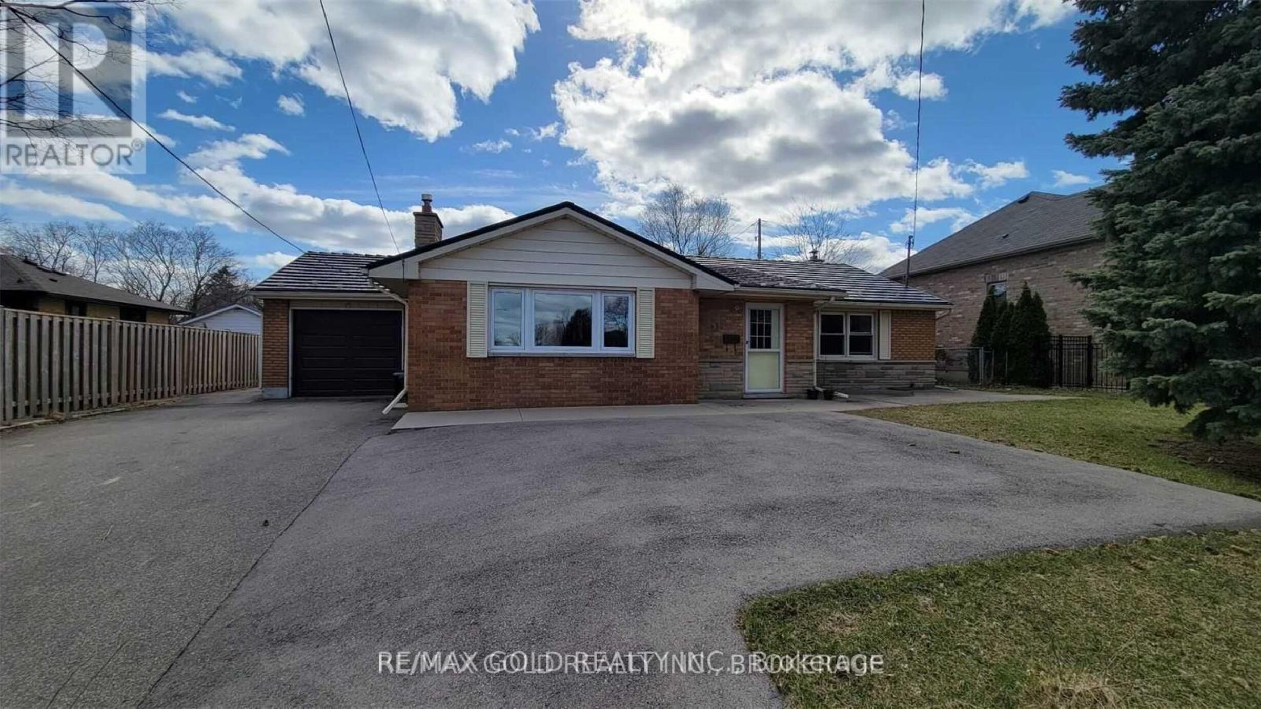 538 DYNES ROAD Image