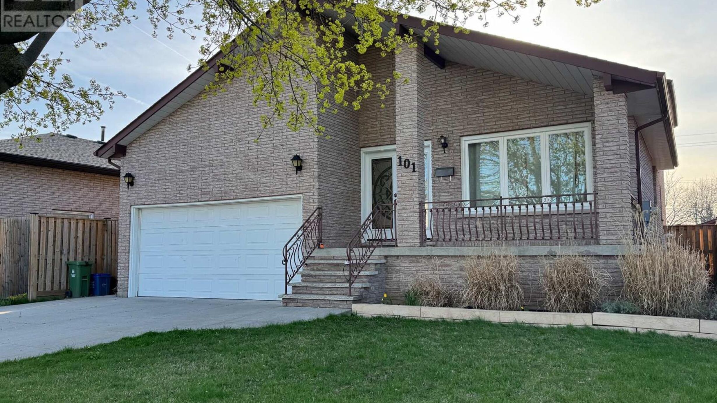 101 HENLEY DRIVE Image