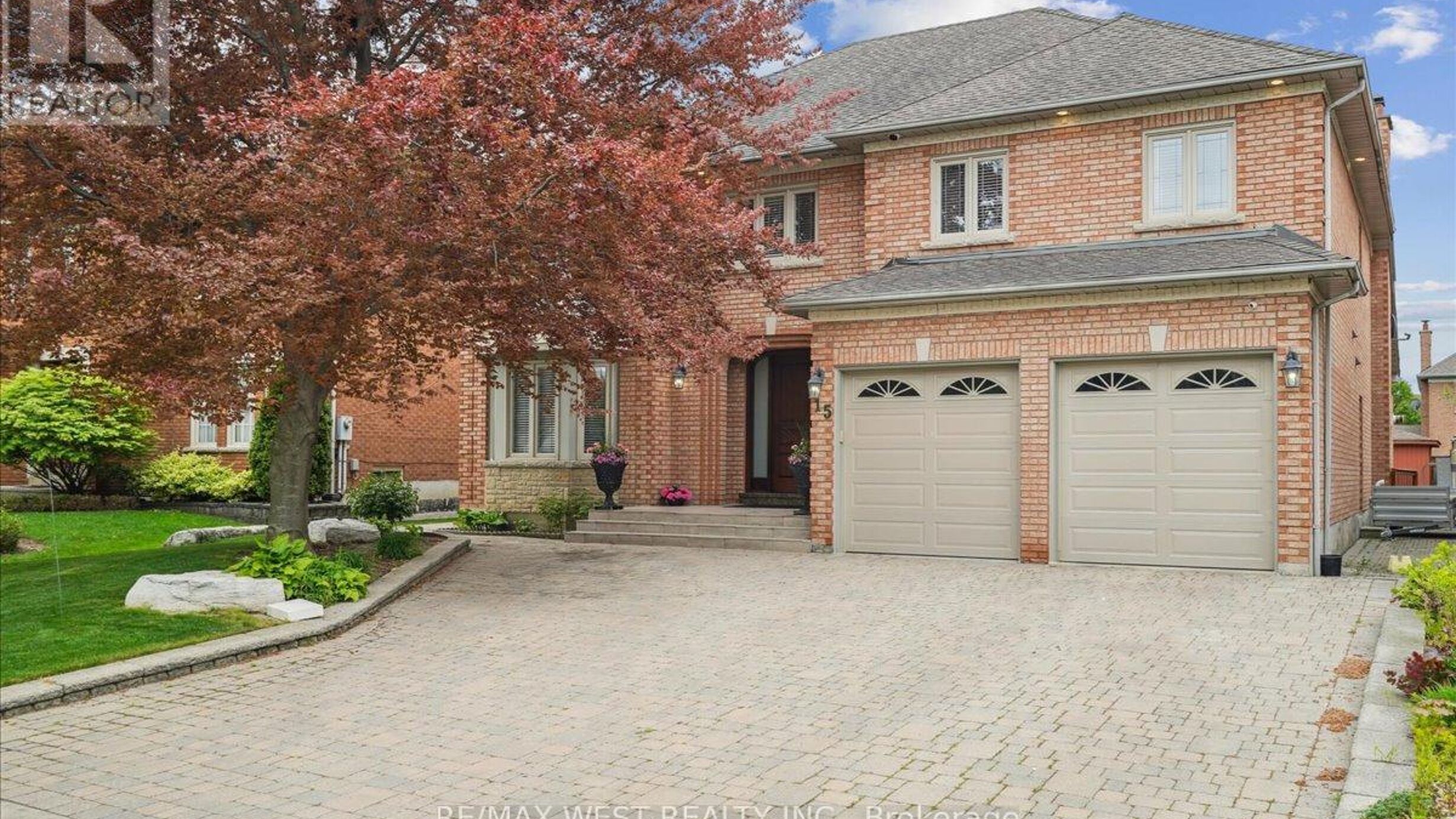 15 BROWNLEE AVENUE Image