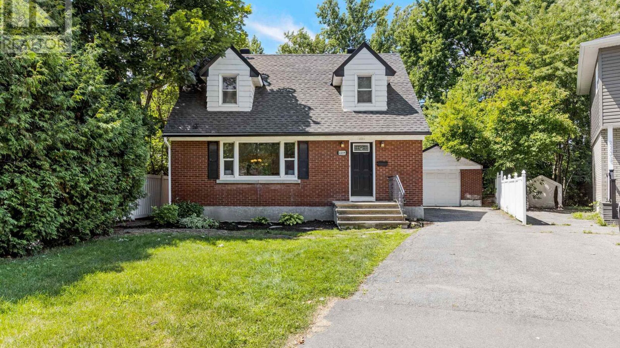 2209 BELAIR DRIVE Image