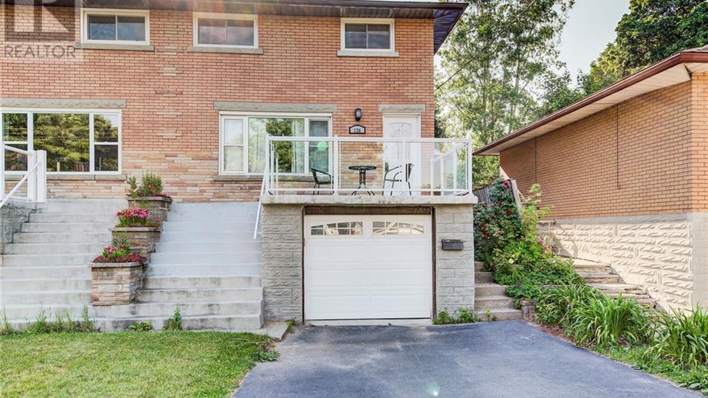 124 WILFRED Avenue Image