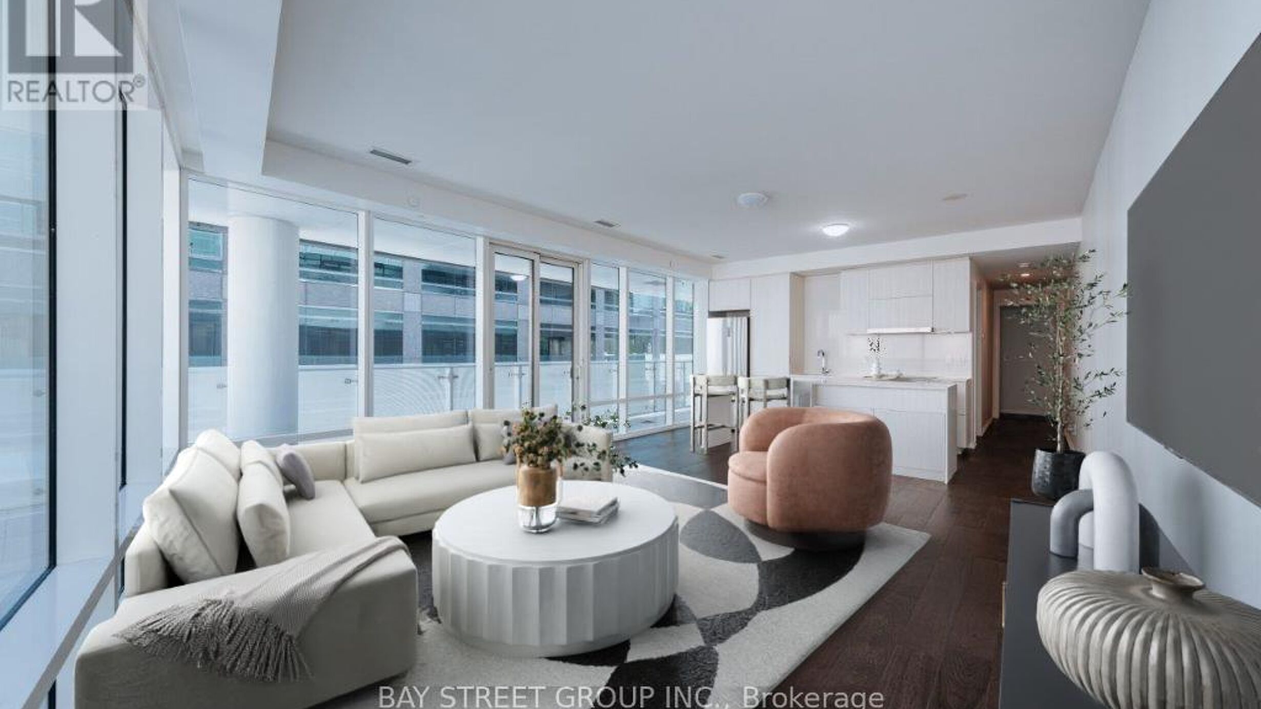 326 - 1 BLOOR STREET E Image