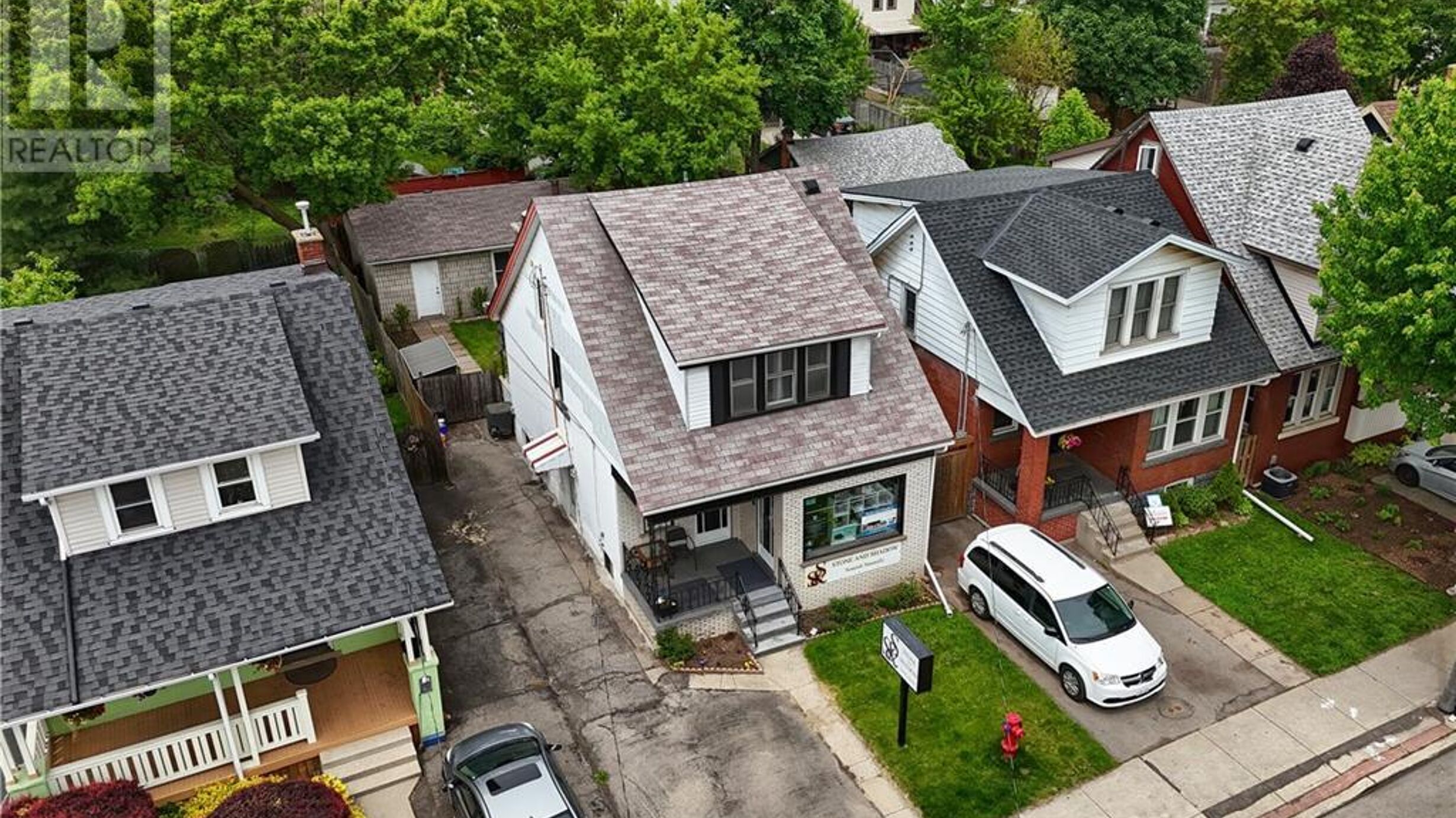 95 OTTAWA Street N Image
