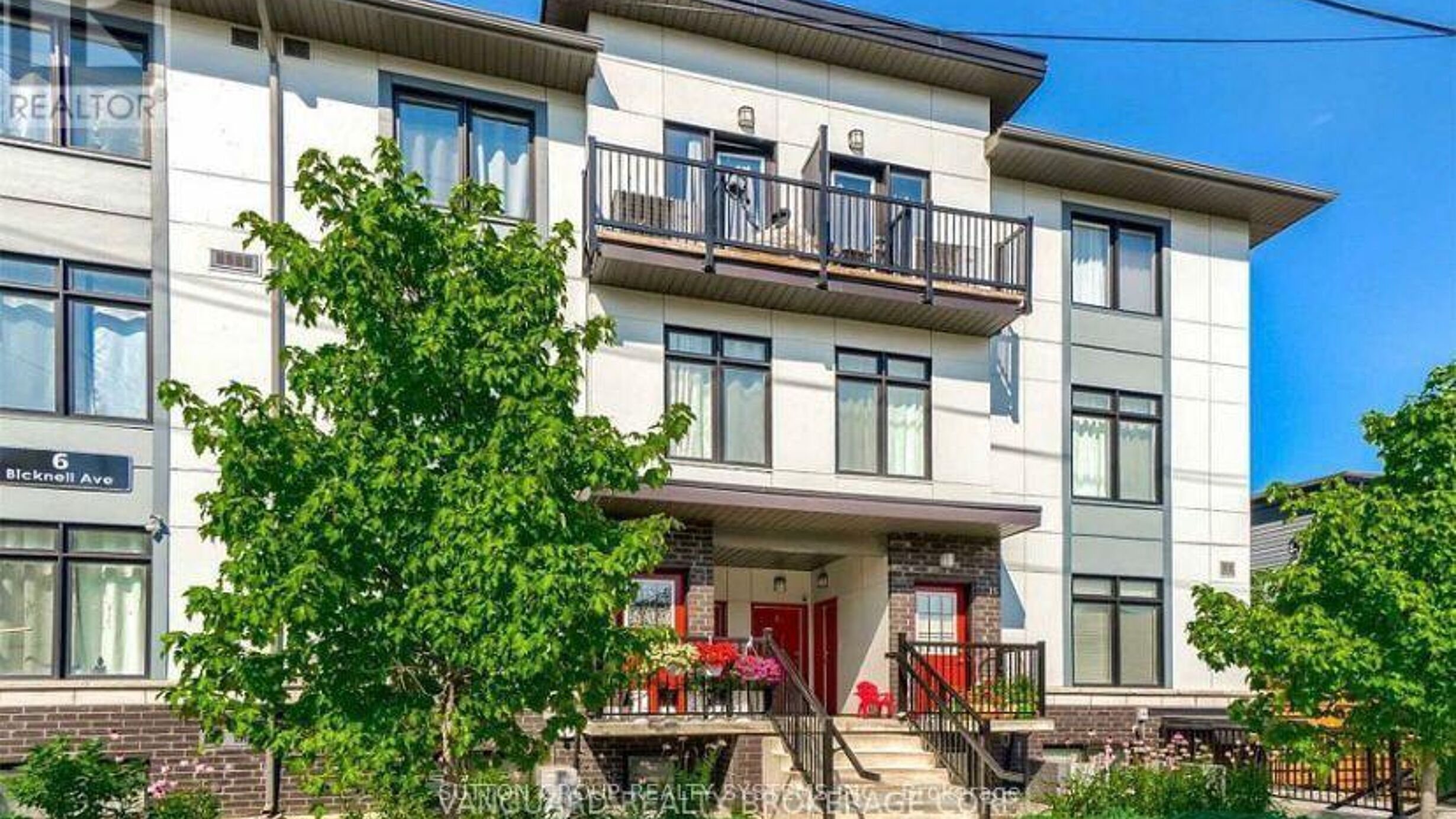 11 - 6 BICKNELL AVENUE W Image