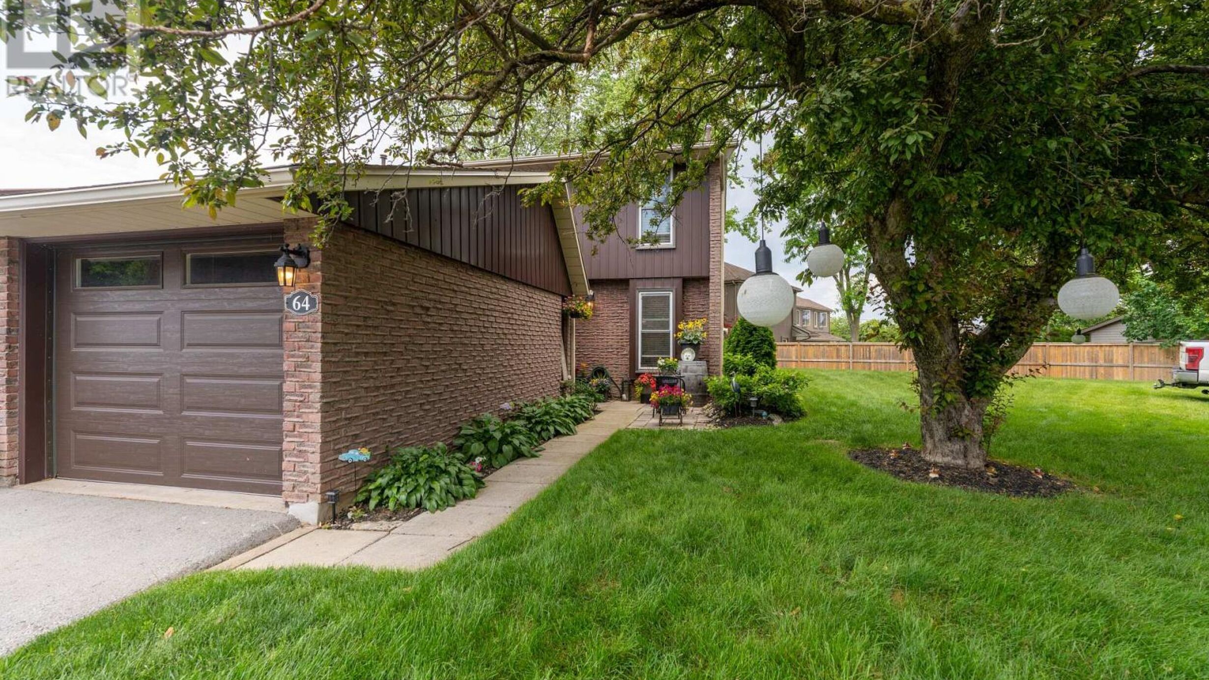 64 - 122 LAKESHORE ROAD Image