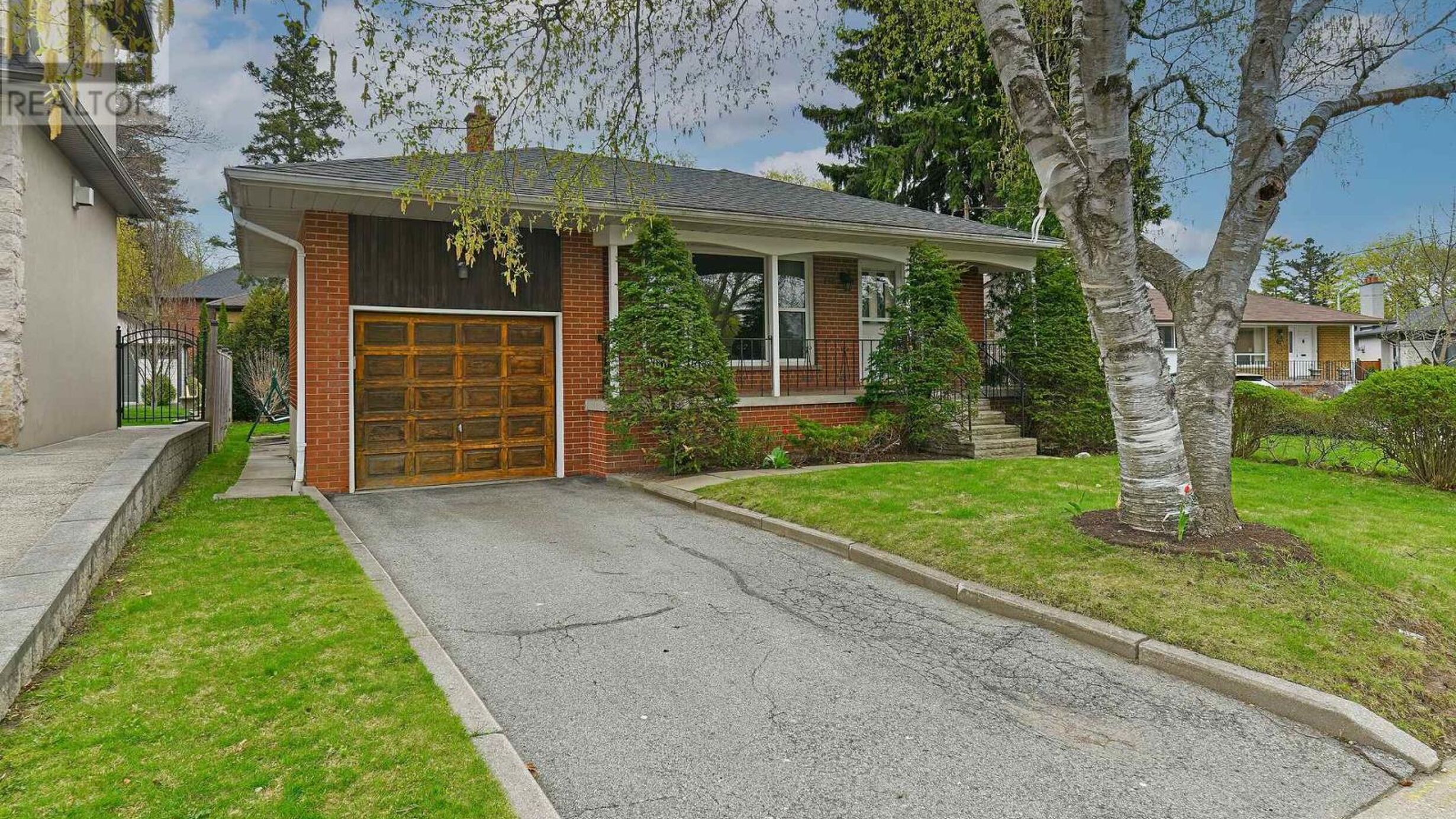 40 WESTMOUNT PARK ROAD Image