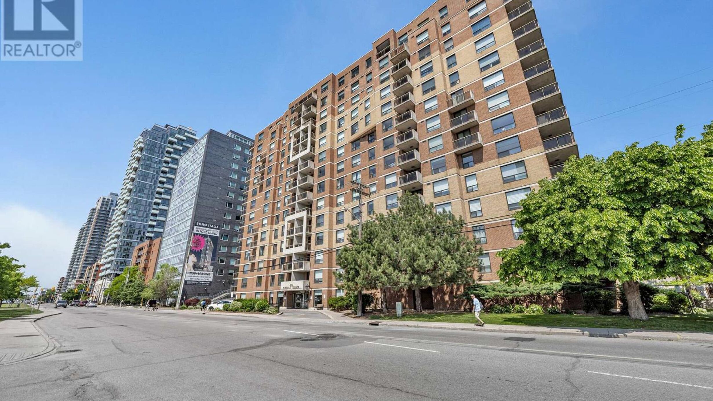 904 - 215 PARKDALE AVENUE Image