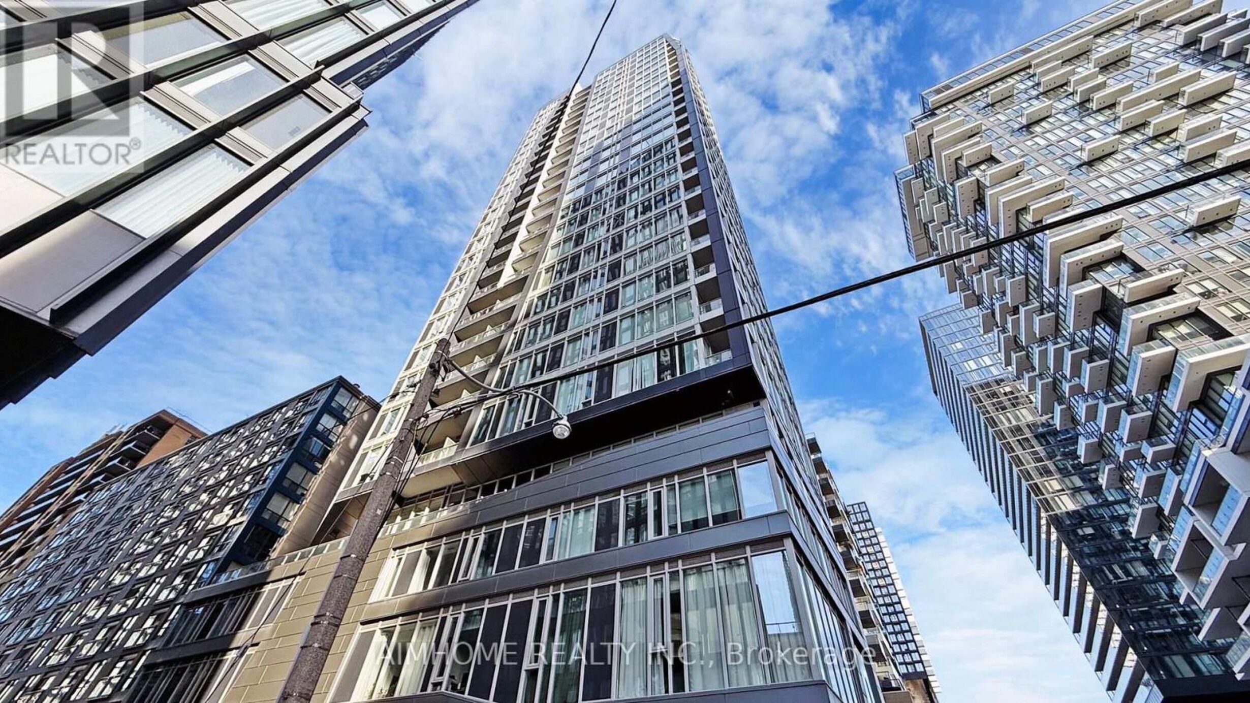 2505 - 68 SHUTER STREET Image