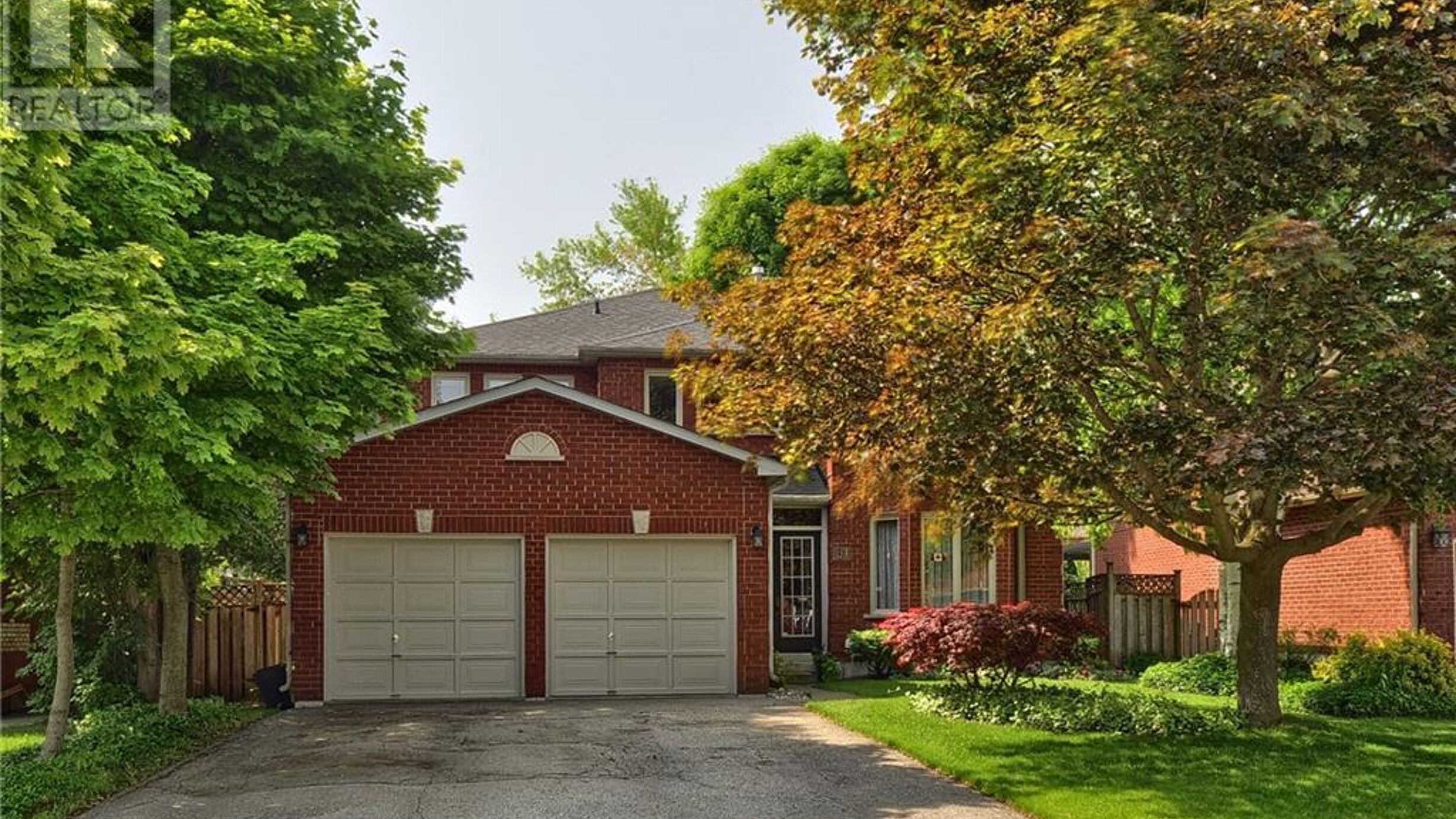 61 HARWOOD Road Image