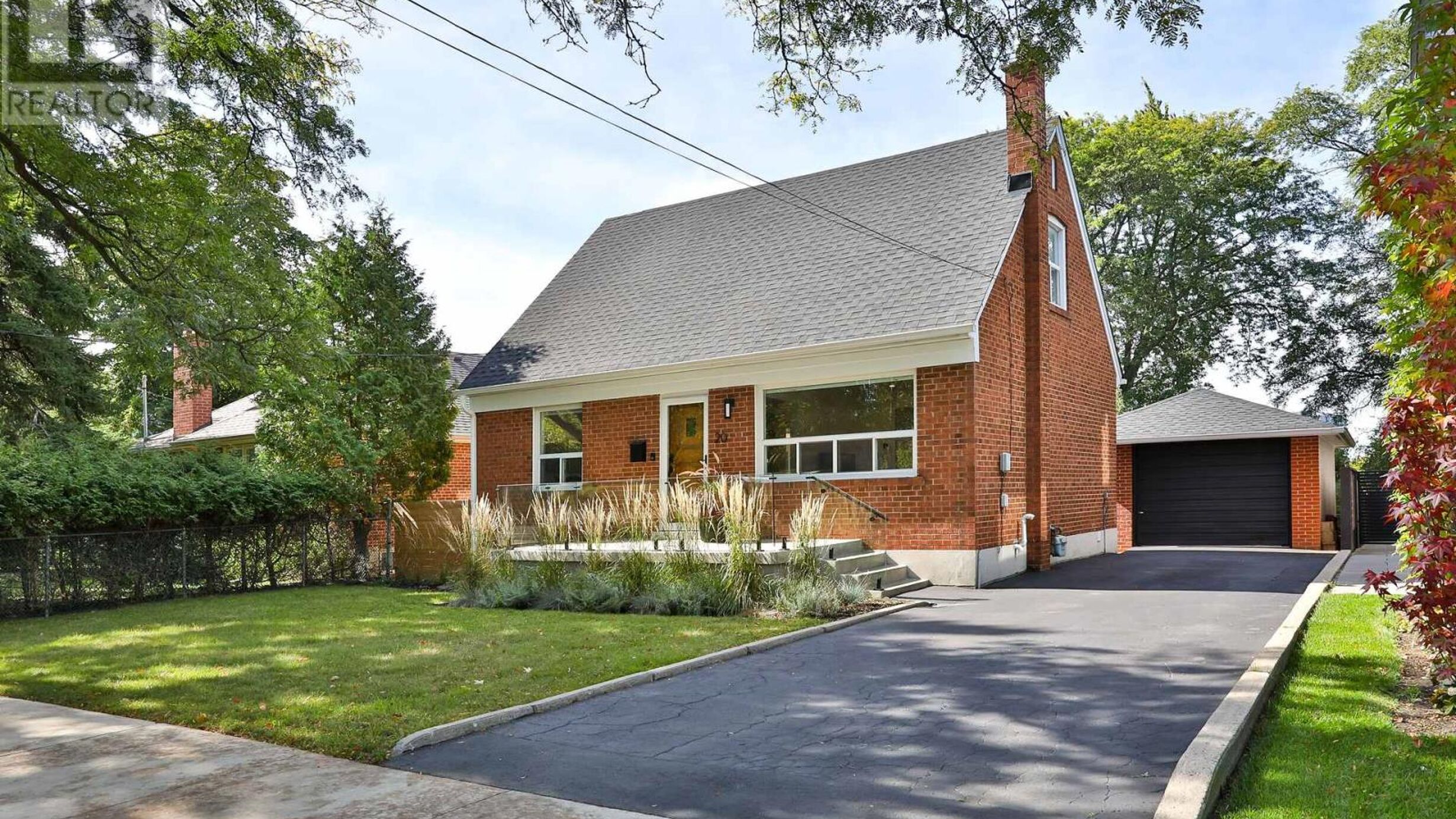 20 AMESBURY DRIVE Image