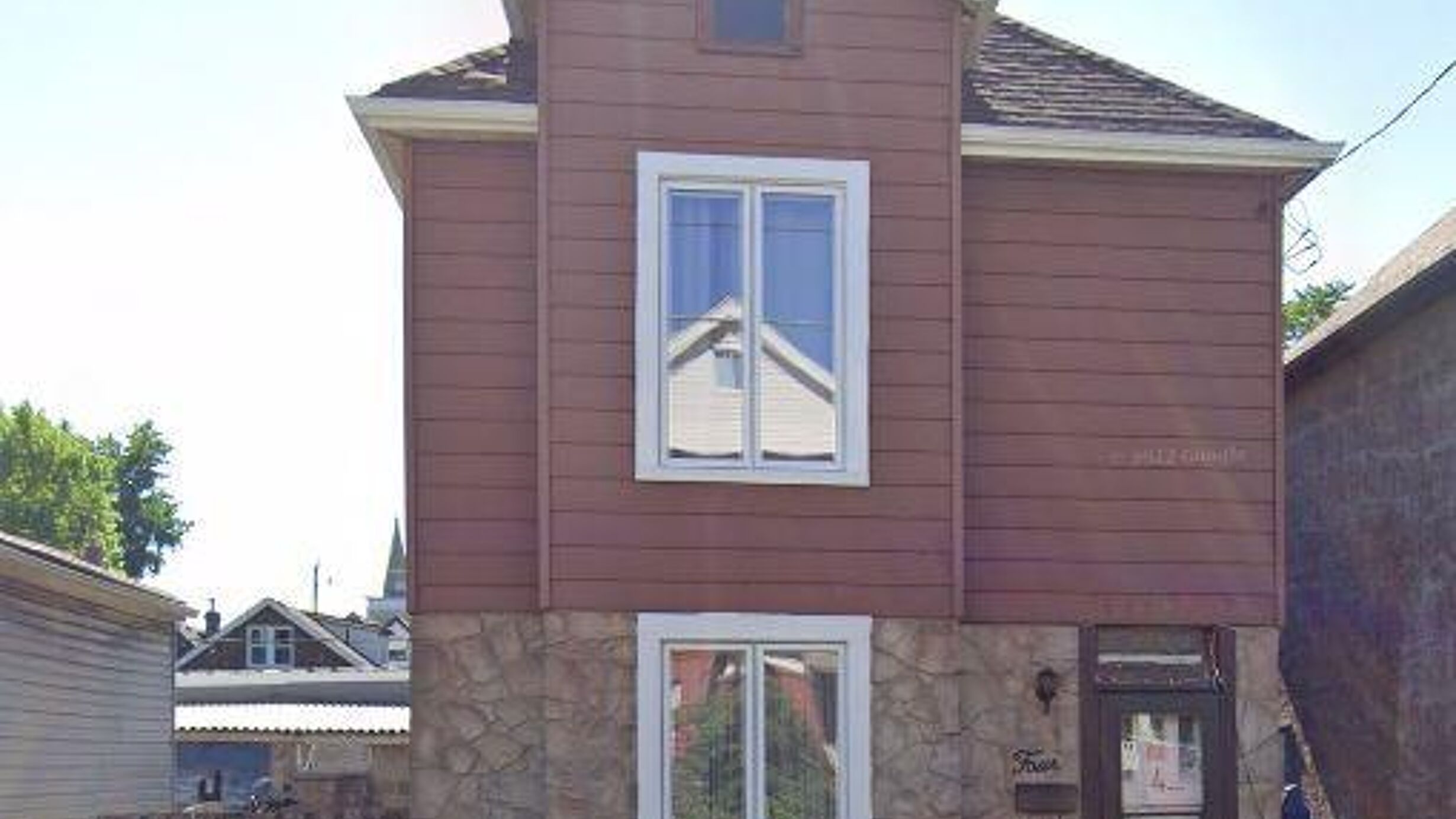 4 MINTO AVENUE Image