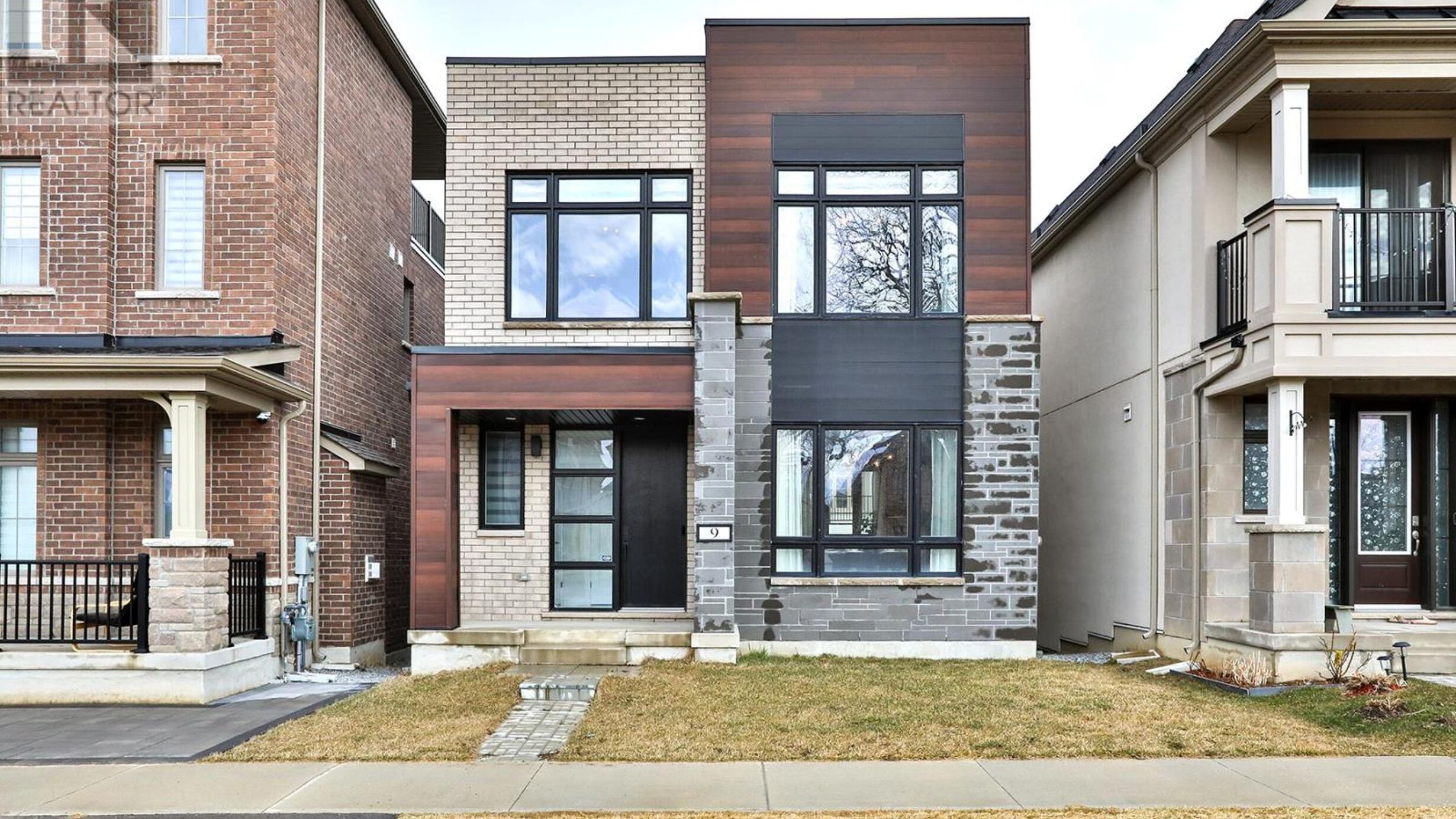 9 KOHN LANE Image