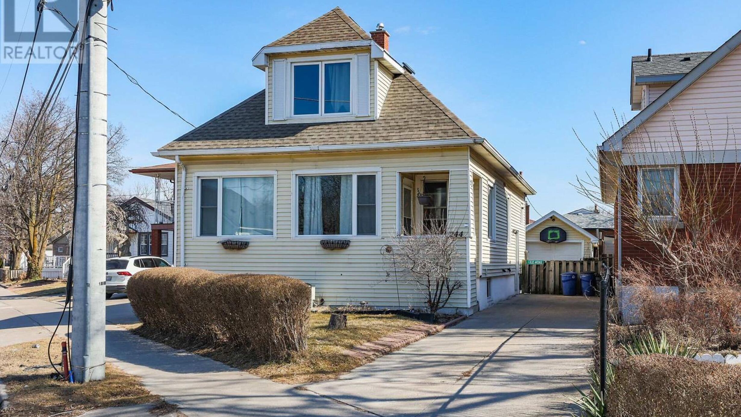 244 NIAGARA STREET Image
