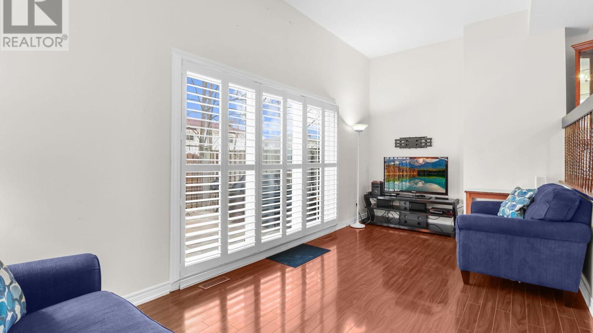 100 - 400 BLOOR STREET Image