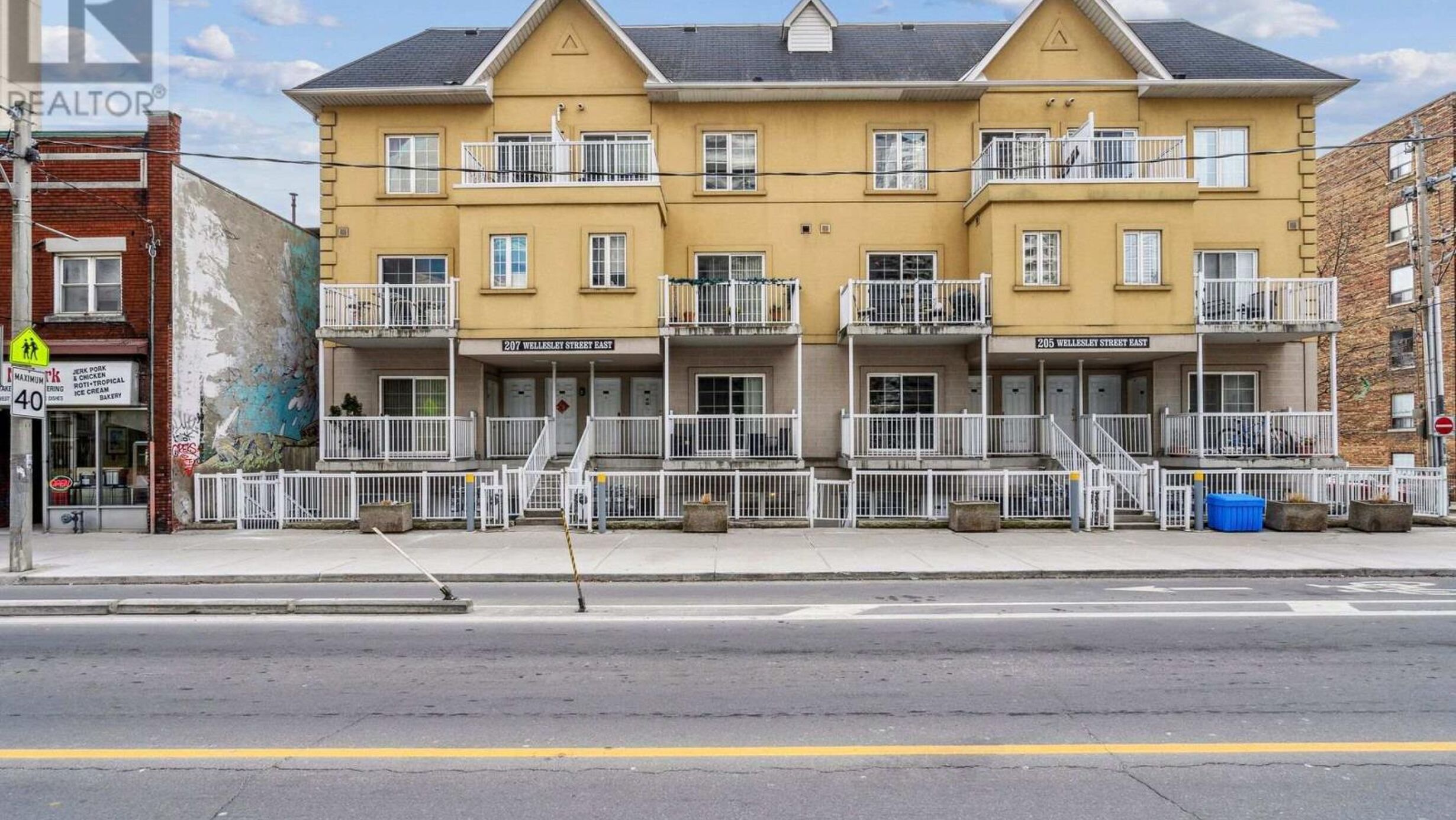 103 - 207 WELLESLEY STREET E Image