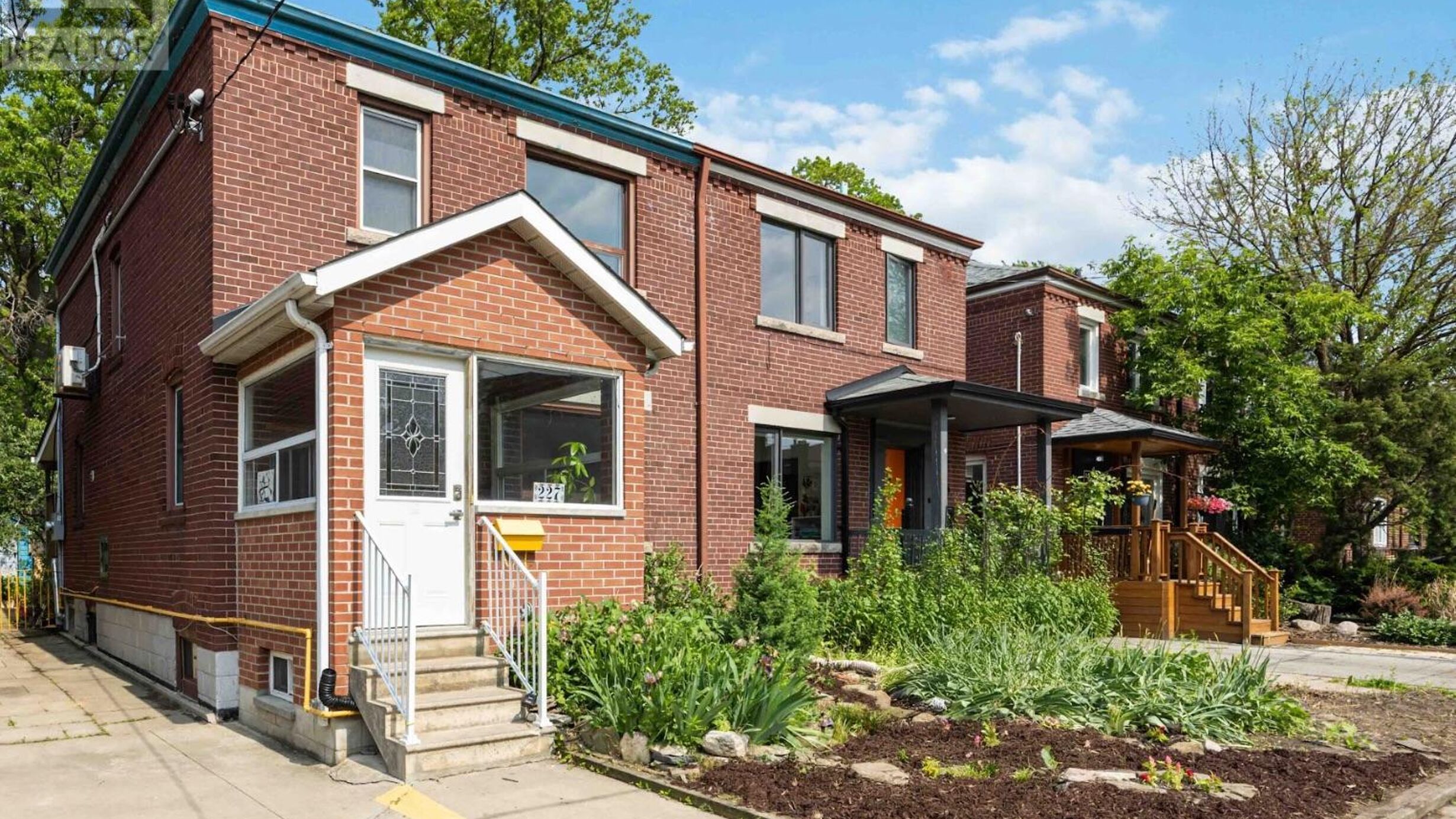 227 JANE STREET Image