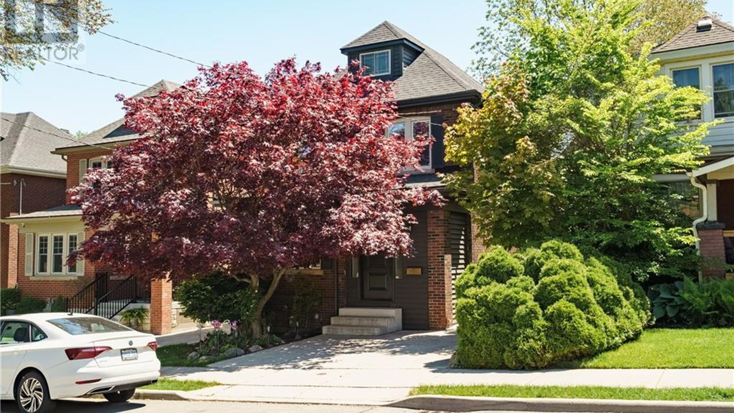 287 GRAHAM Avenue S Image