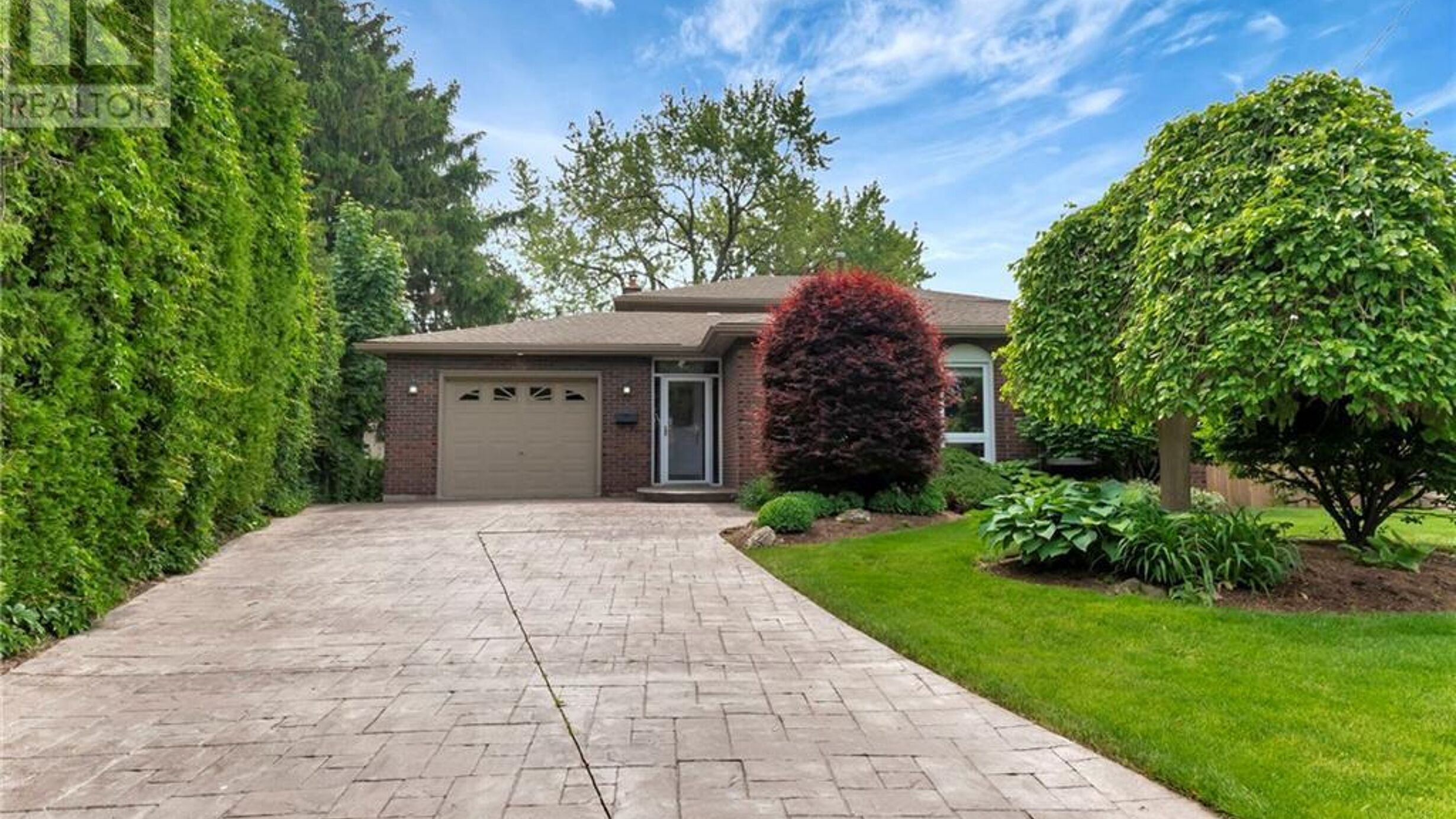 31 RIALTO Court Image