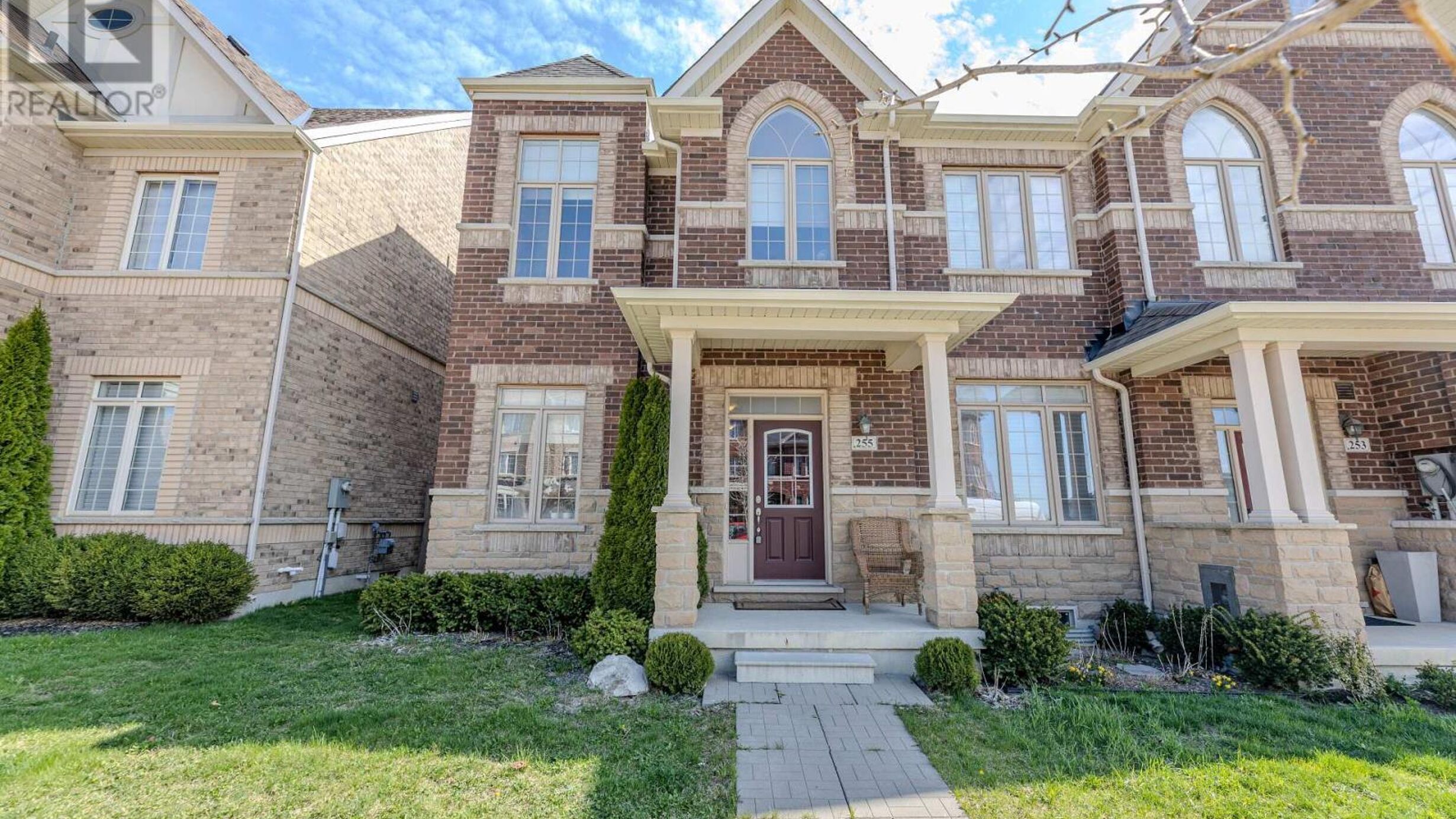 255 BARONS STREET Image