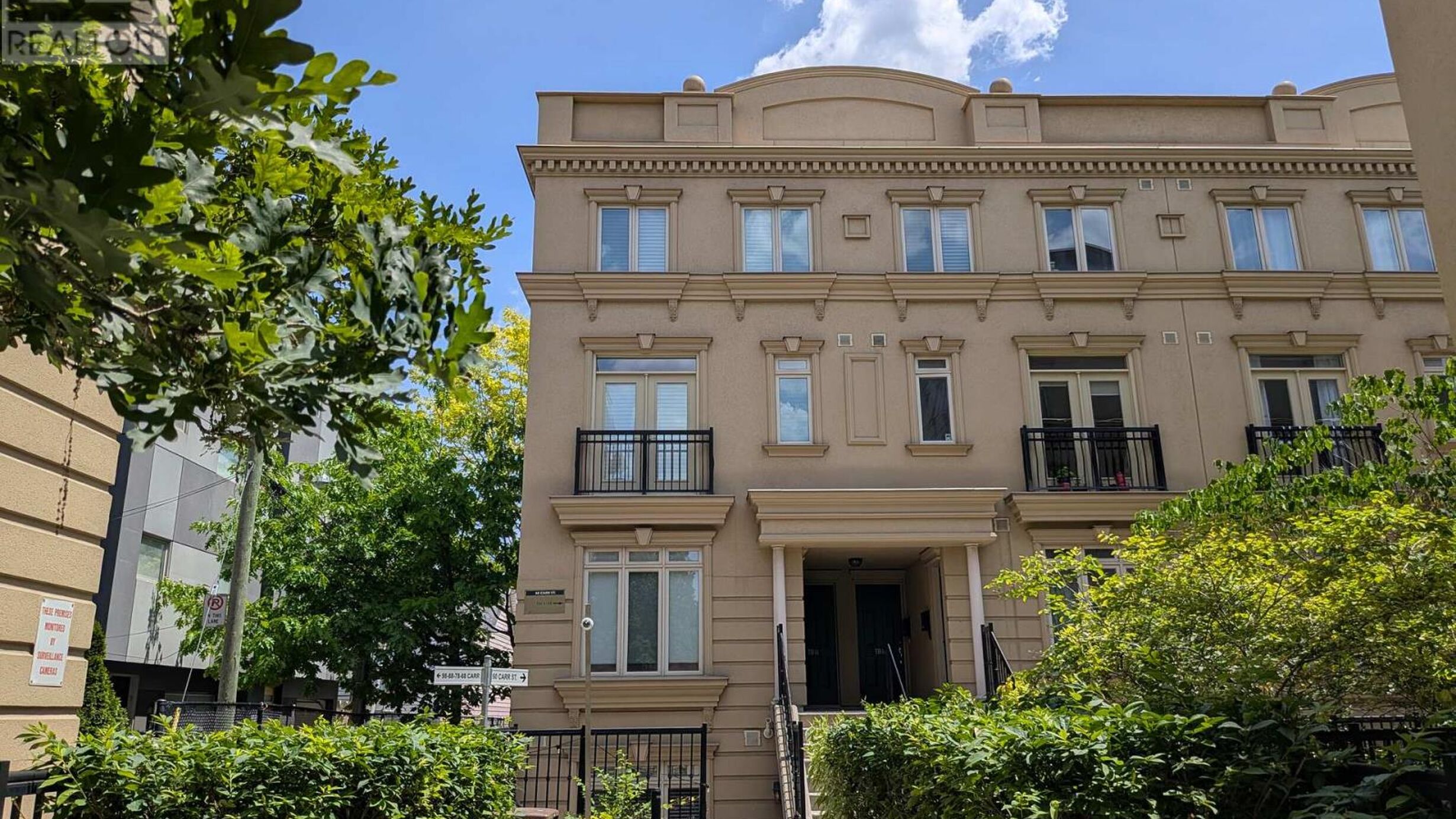 11 - 60 CARR STREET Image