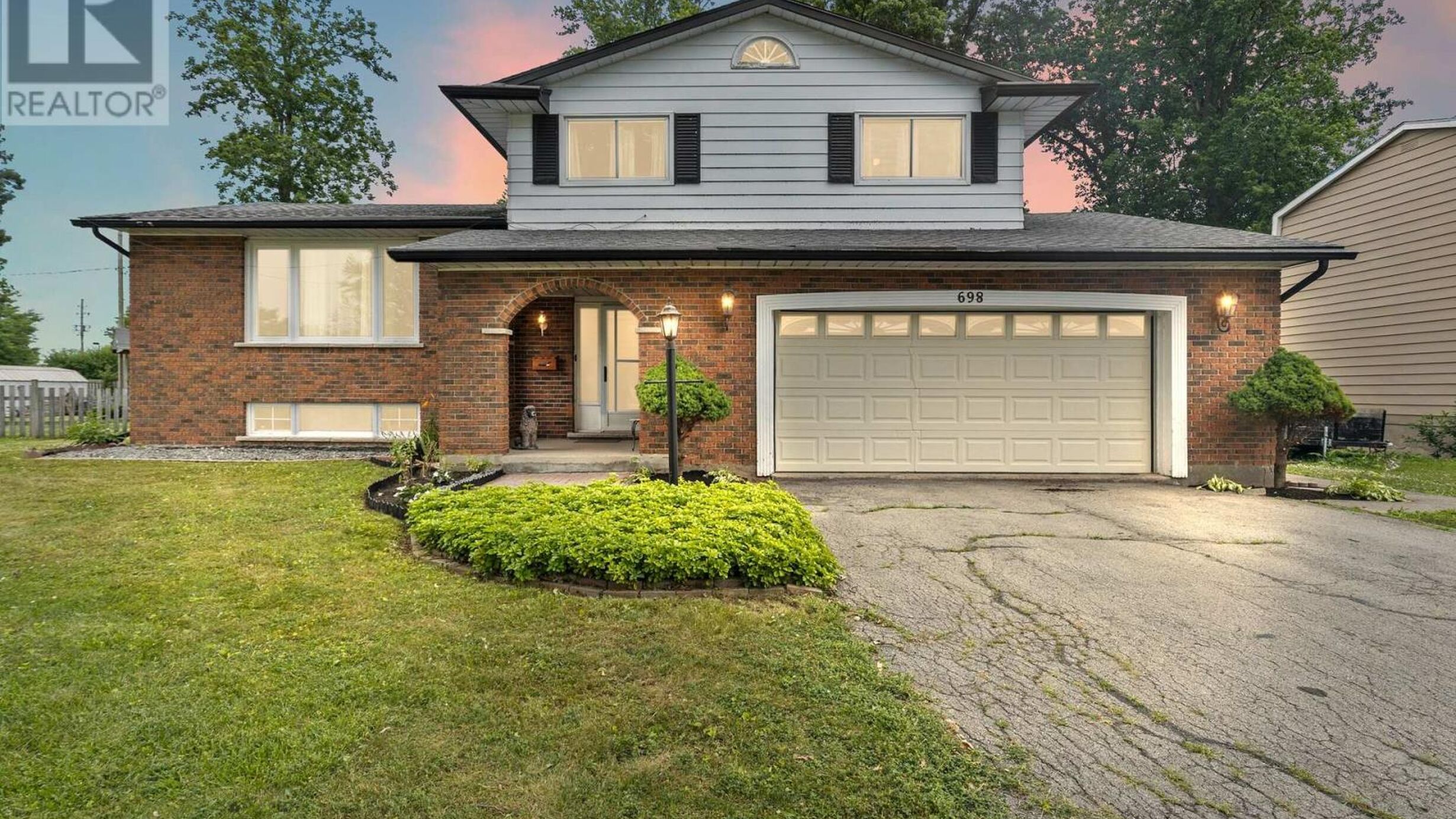698 DAYTONA DRIVE Image