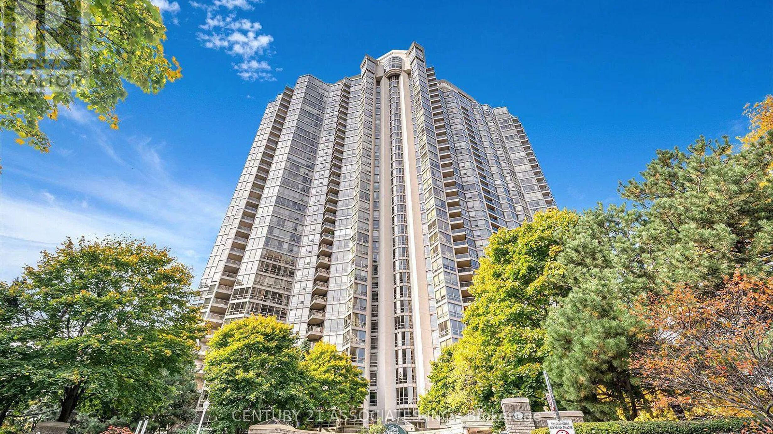 2604 - 45 KINGSBRIDGE GARDEN CIRCLE Image