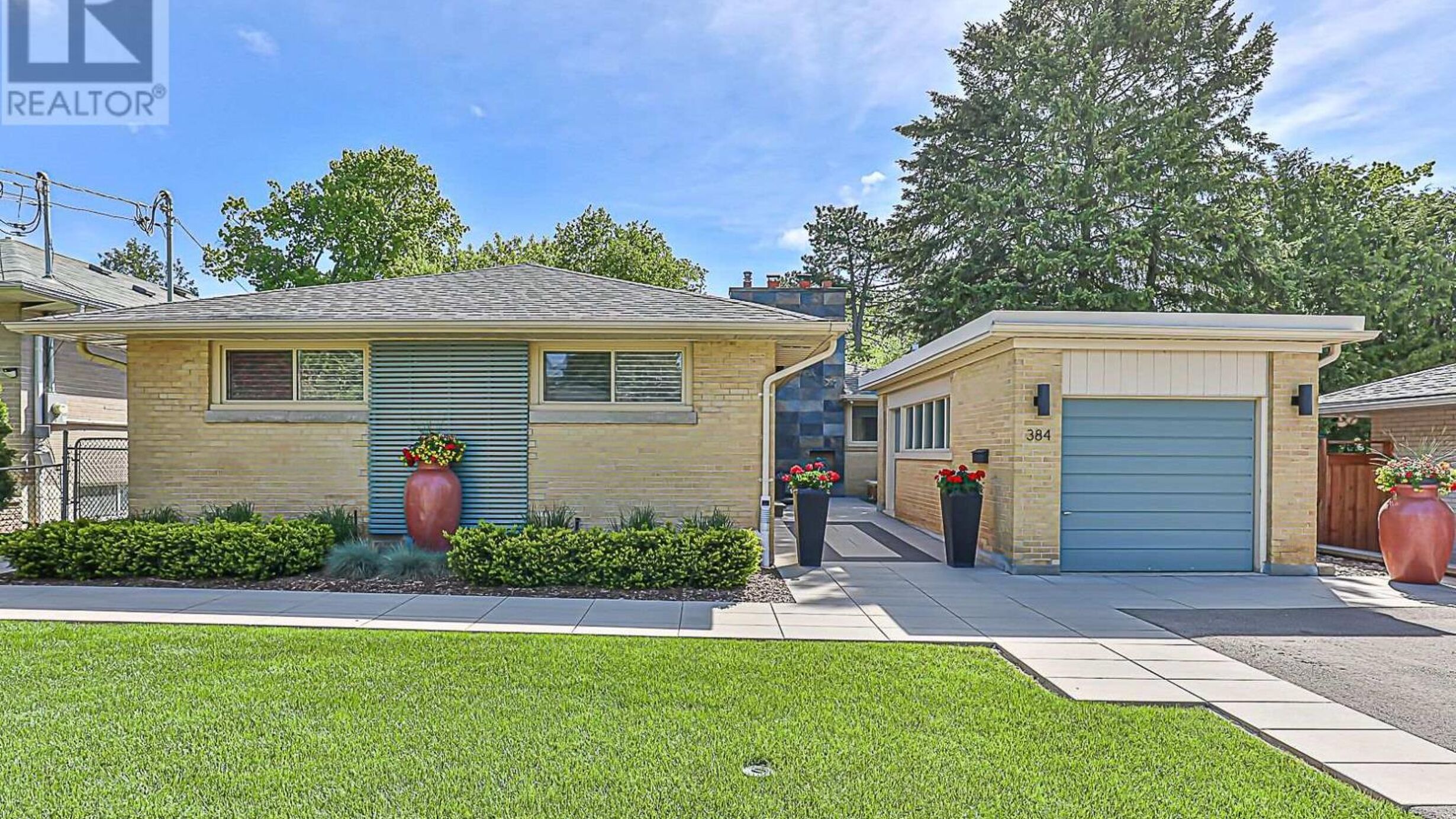384 SUGAR MAPLE LANE Image