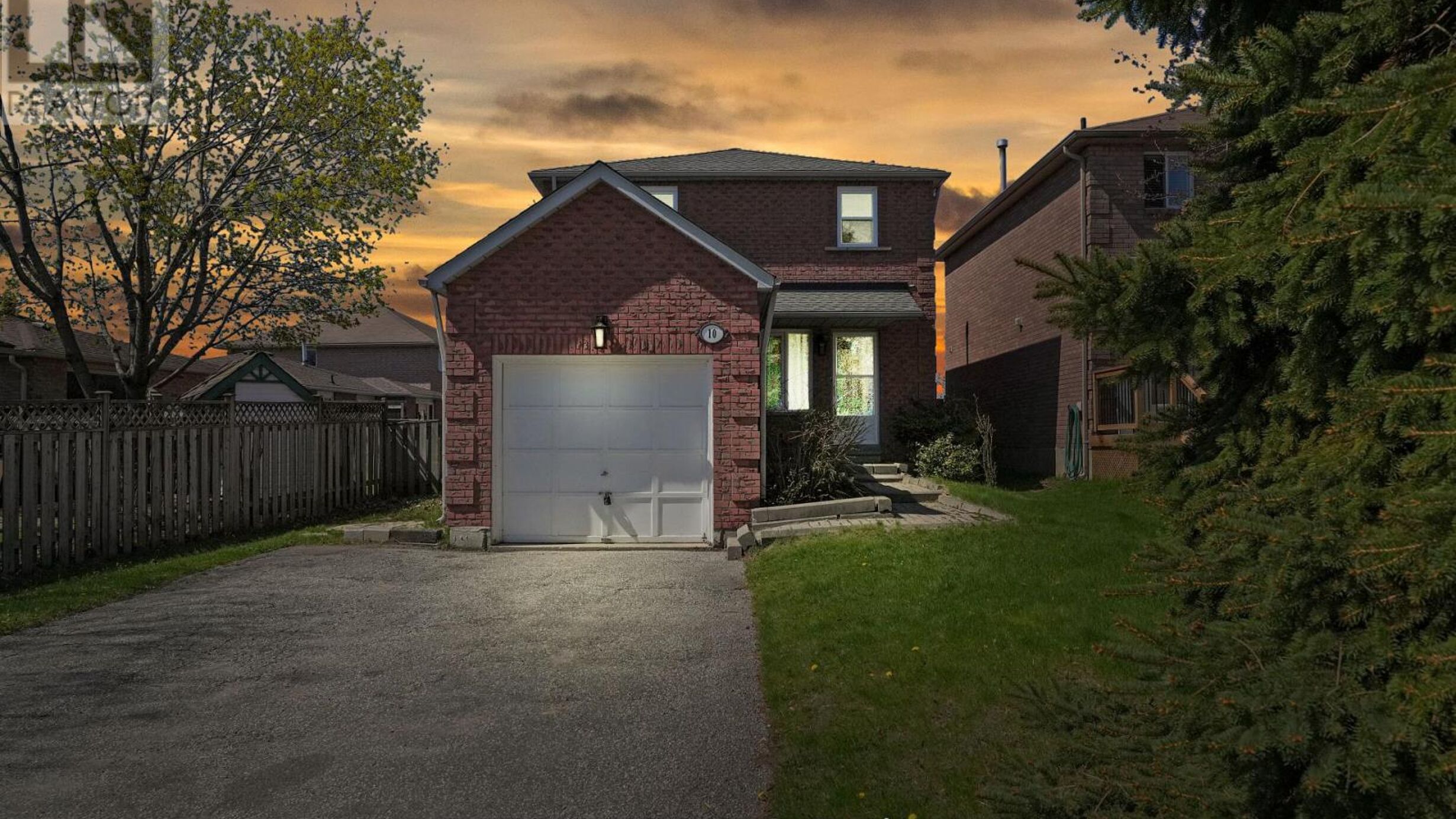 10 WALLACE DRIVE Image