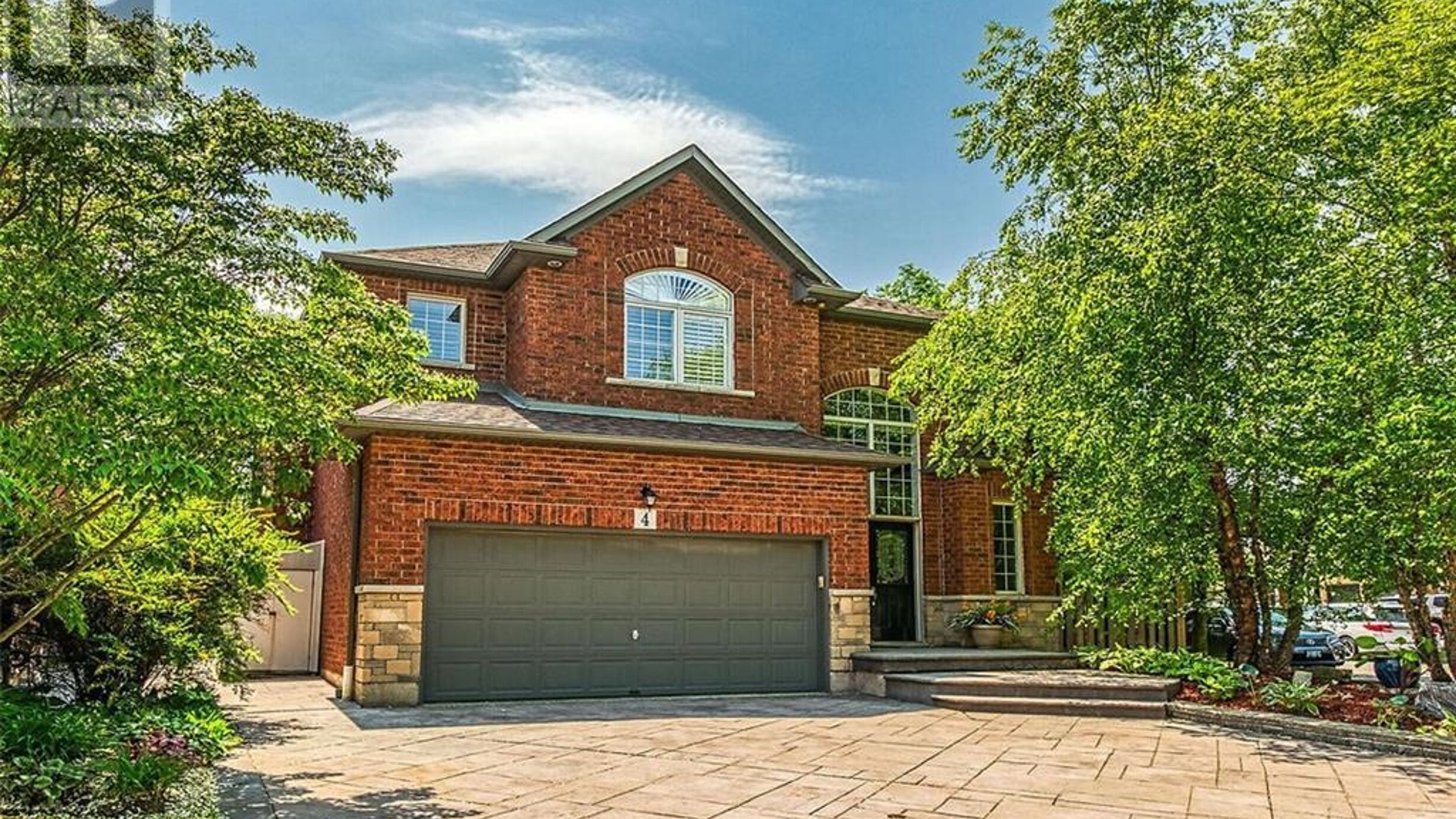 4 MOONSTONE Court Image
