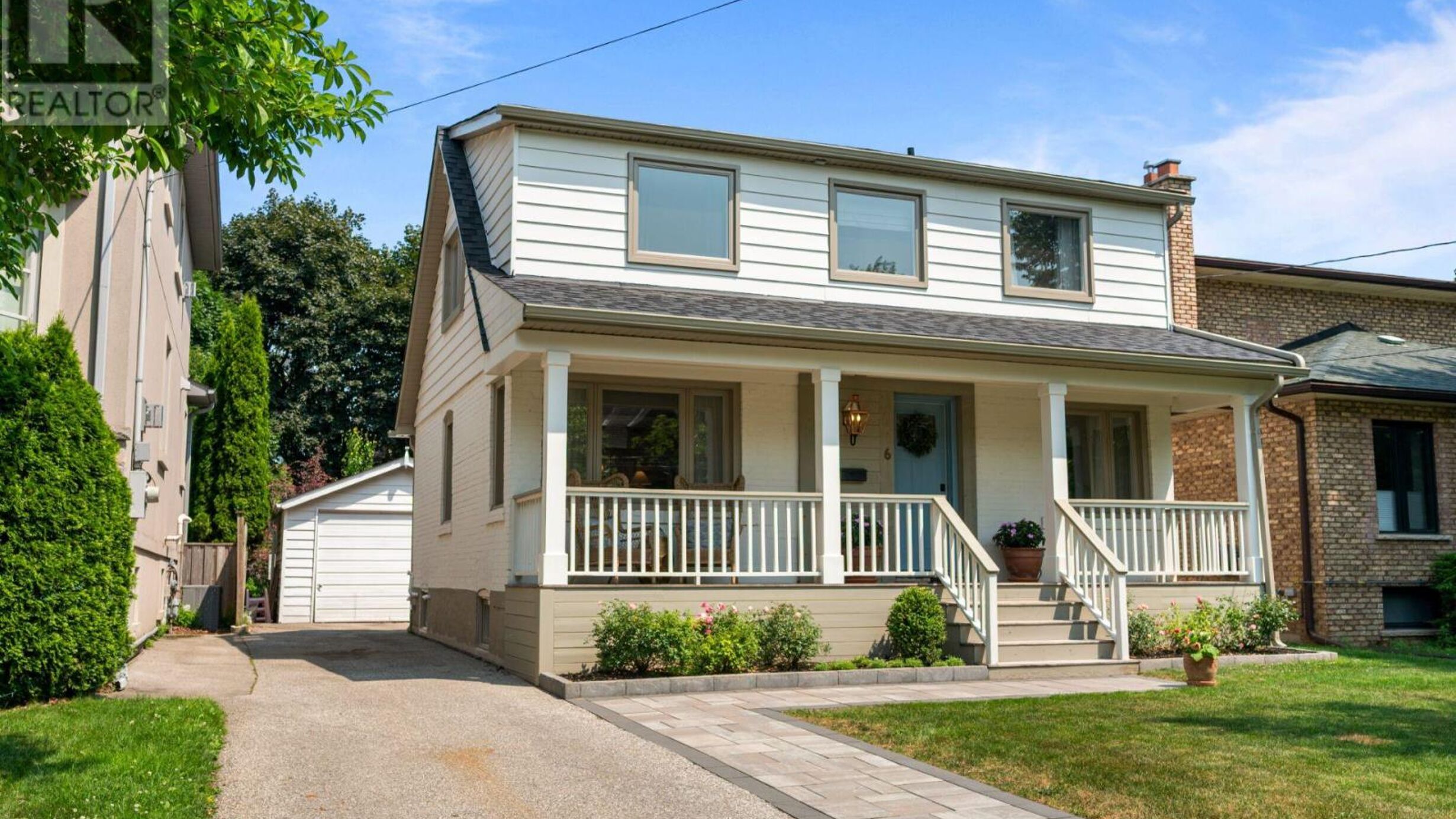 6 SPRINGBROOK GARDENS Image